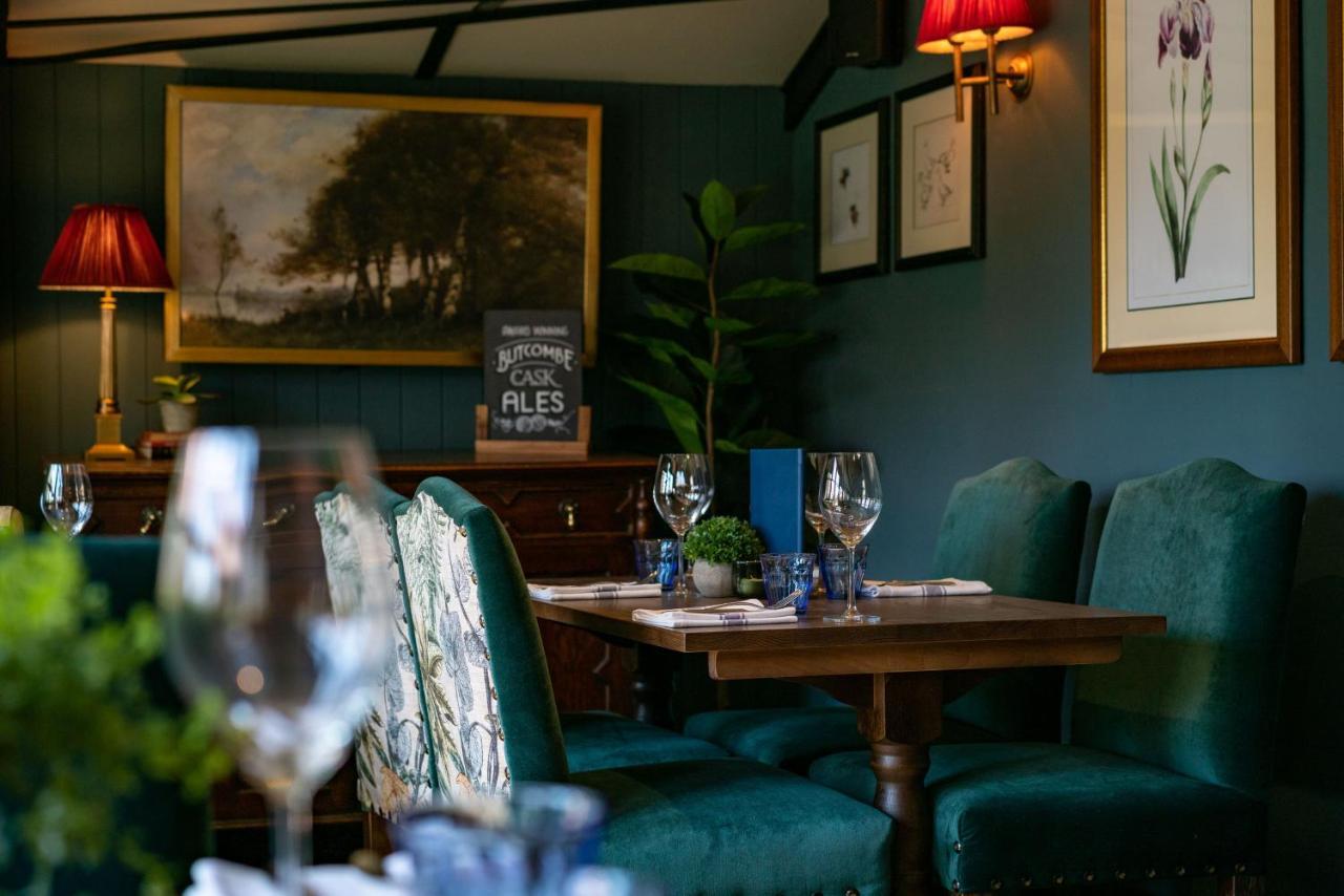 High Corner Inn Godshill  Exteriér fotografie
