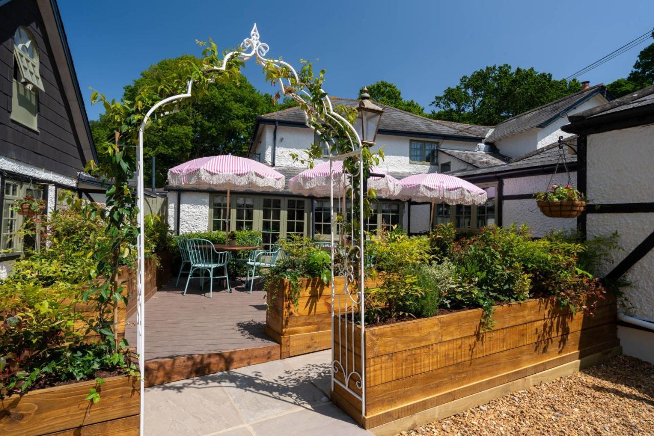High Corner Inn Godshill  Exteriér fotografie